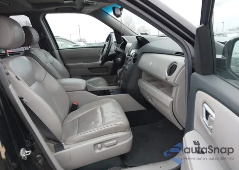 2012 Honda Pilot Touring z USA, uszkodzony, nr VIN 5FNYF4H93CB039392